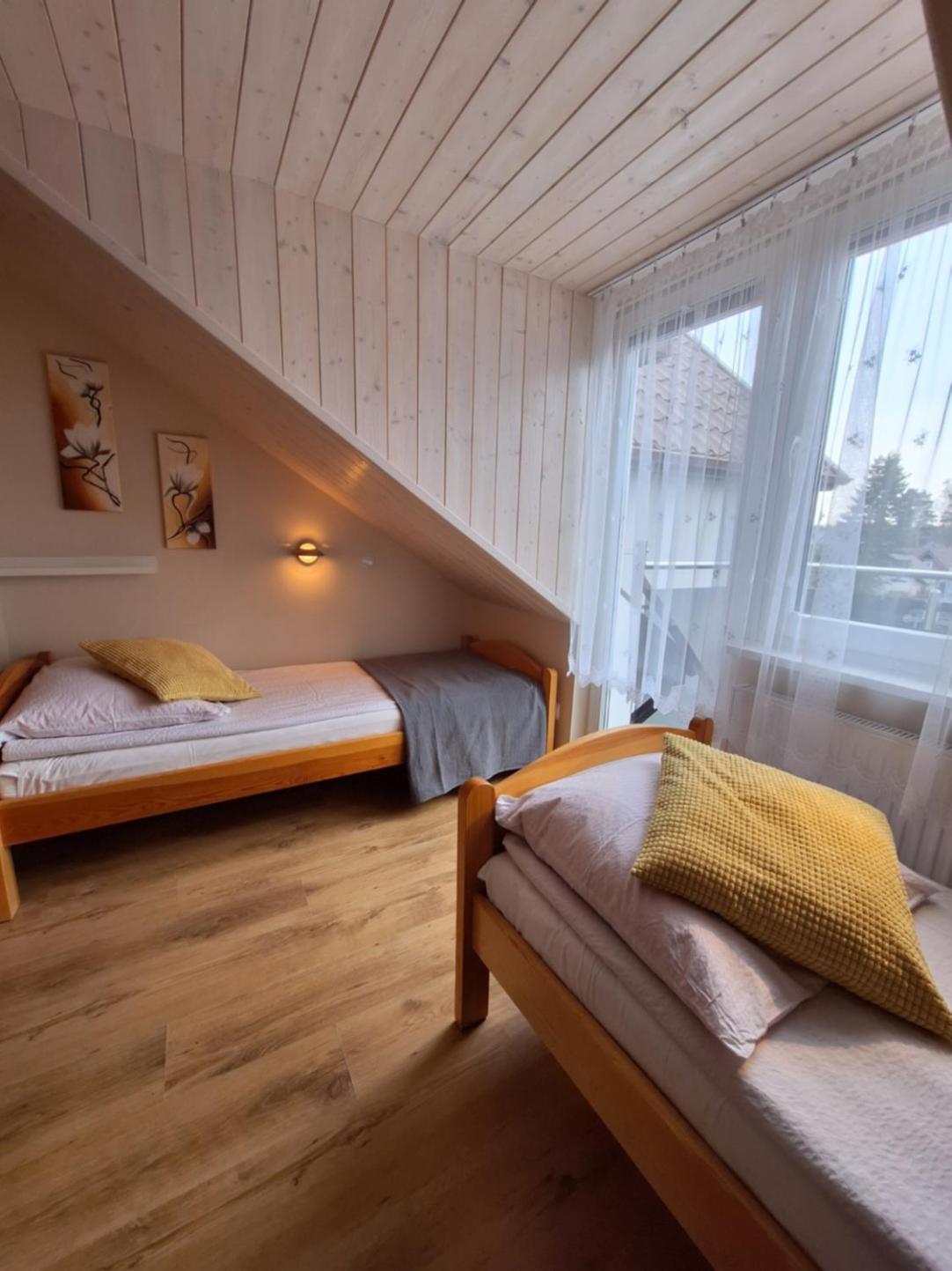 Helios Hotel Dębki Buitenkant foto