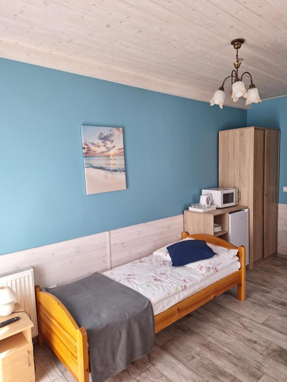 Helios Hotel Dębki Buitenkant foto